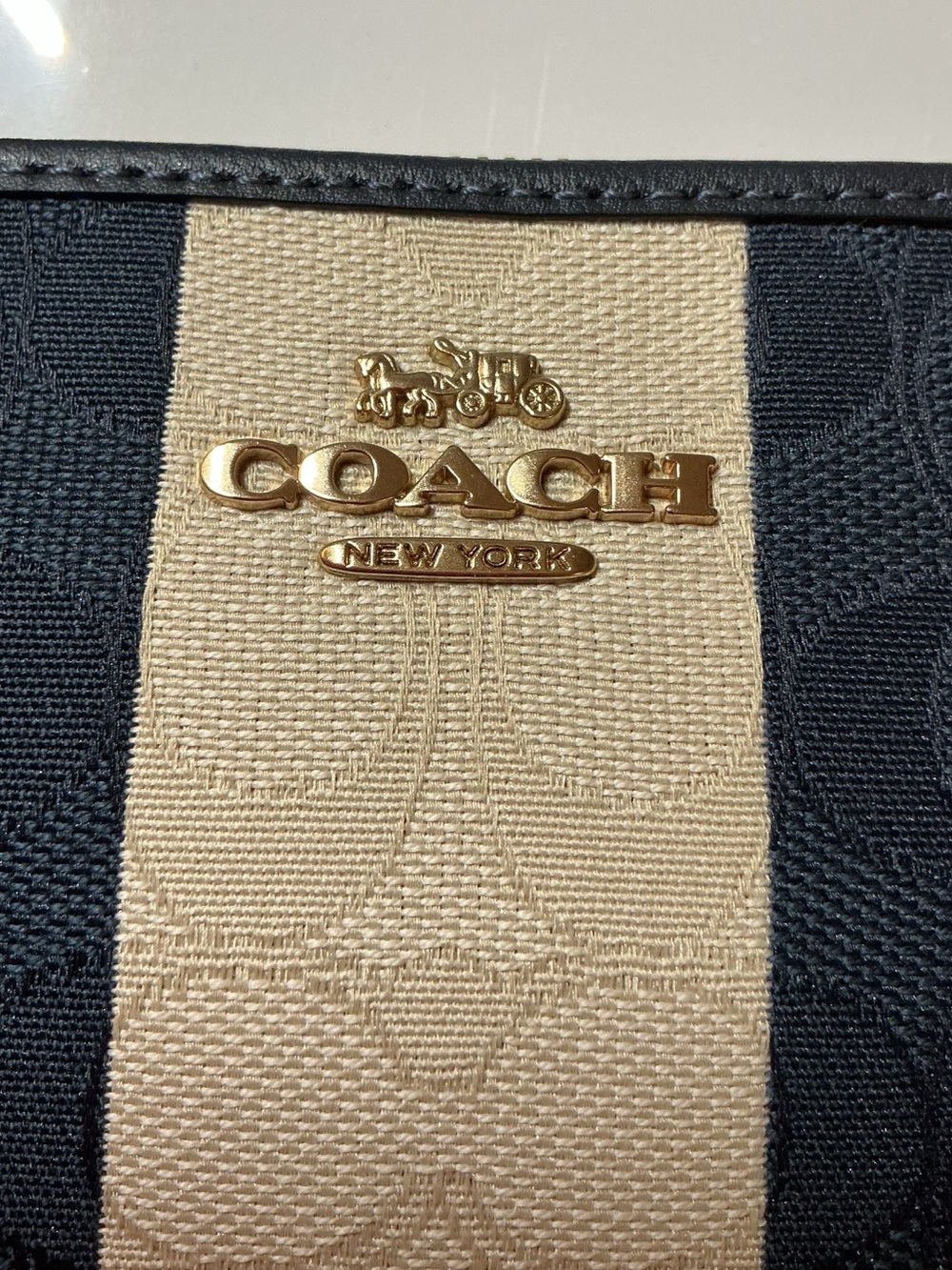 Coach Signature C Jacquard Stripe Corner Zip Wristlet Navy Red Cream - Picture 5 of 7